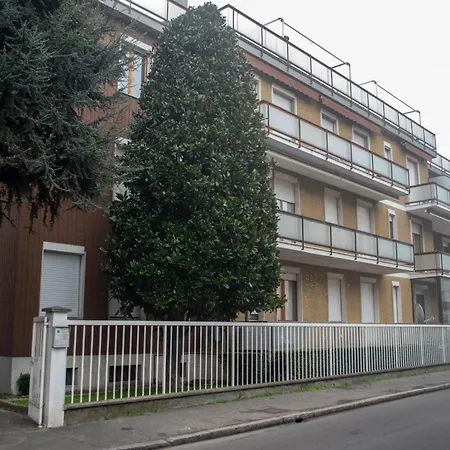 Emmanueli65 Fronte Clinica Per 4 Matrimoniale E Castello 3* Πιατσέντζα