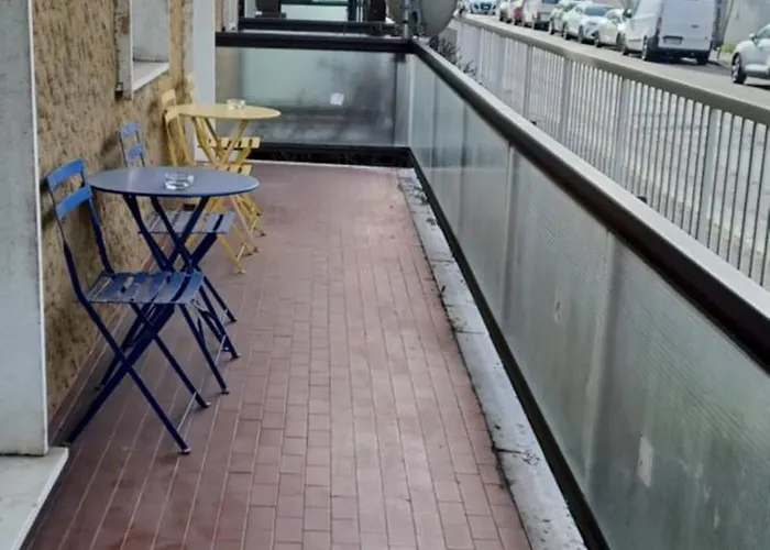 Emmanueli65 Fronte Clinica Per 4 Matrimoniale E Castello