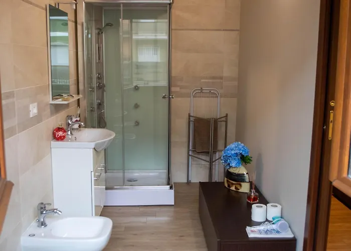 Emmanueli65 Fronte Clinica Per 4 Matrimoniale E Castello Placência