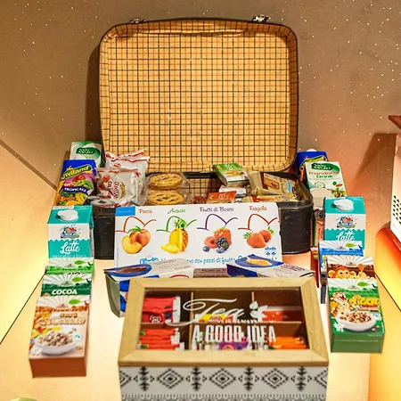 فندق مبيت وإفطار Emmanueli65 Fronte Clinica Per 4 Matrimoniale E Castello